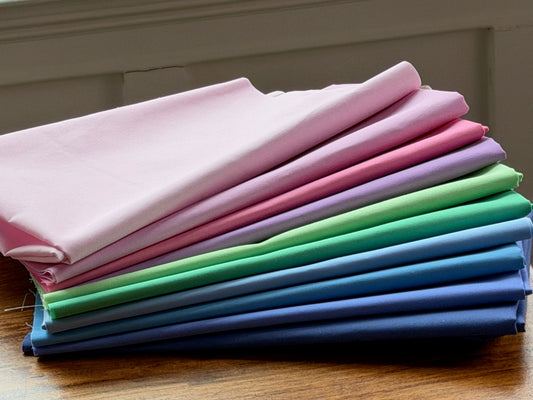 Handpicked Hydrangeas – 10 Fat Quarter Bundle (AGF Solids)